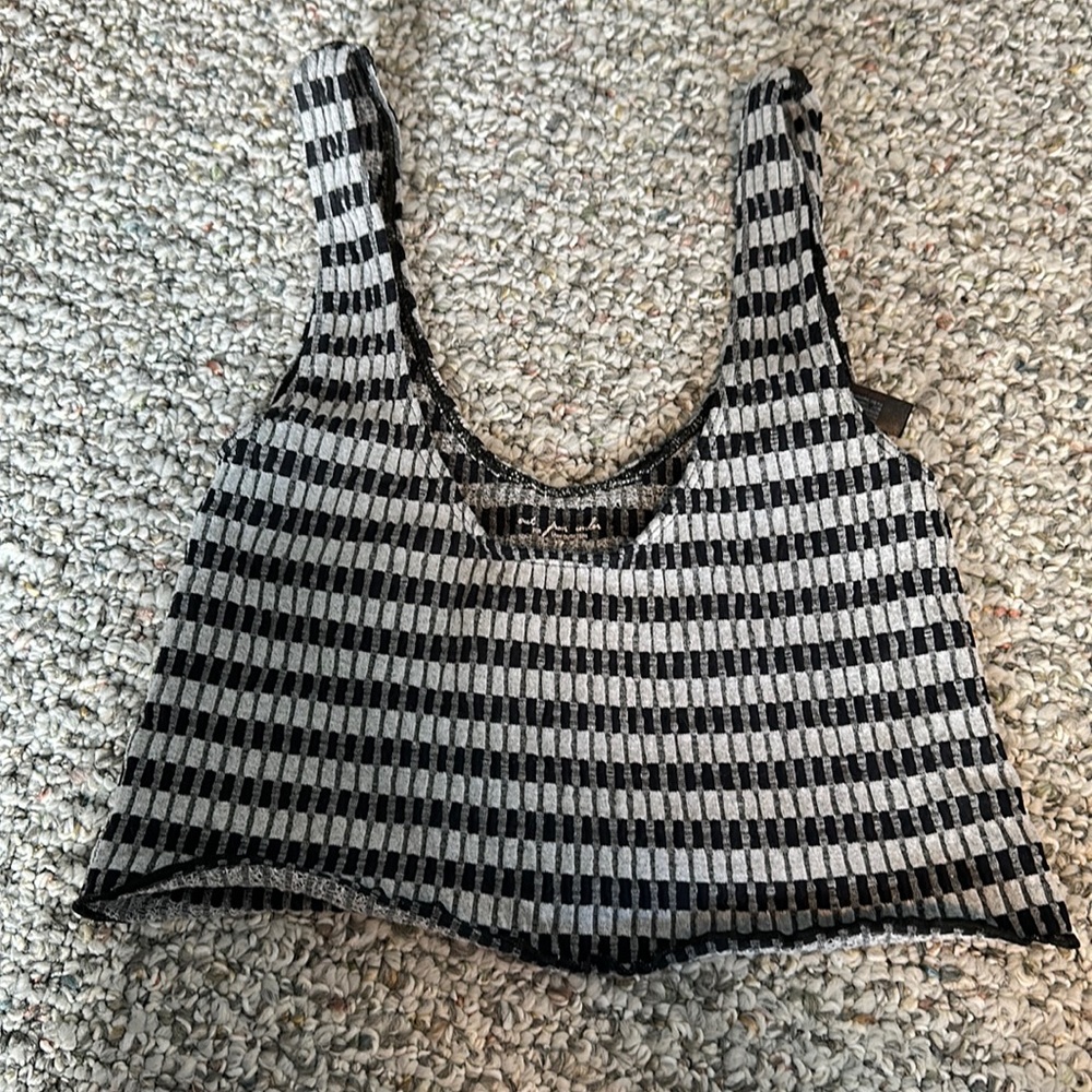 UO out from under cropped tank